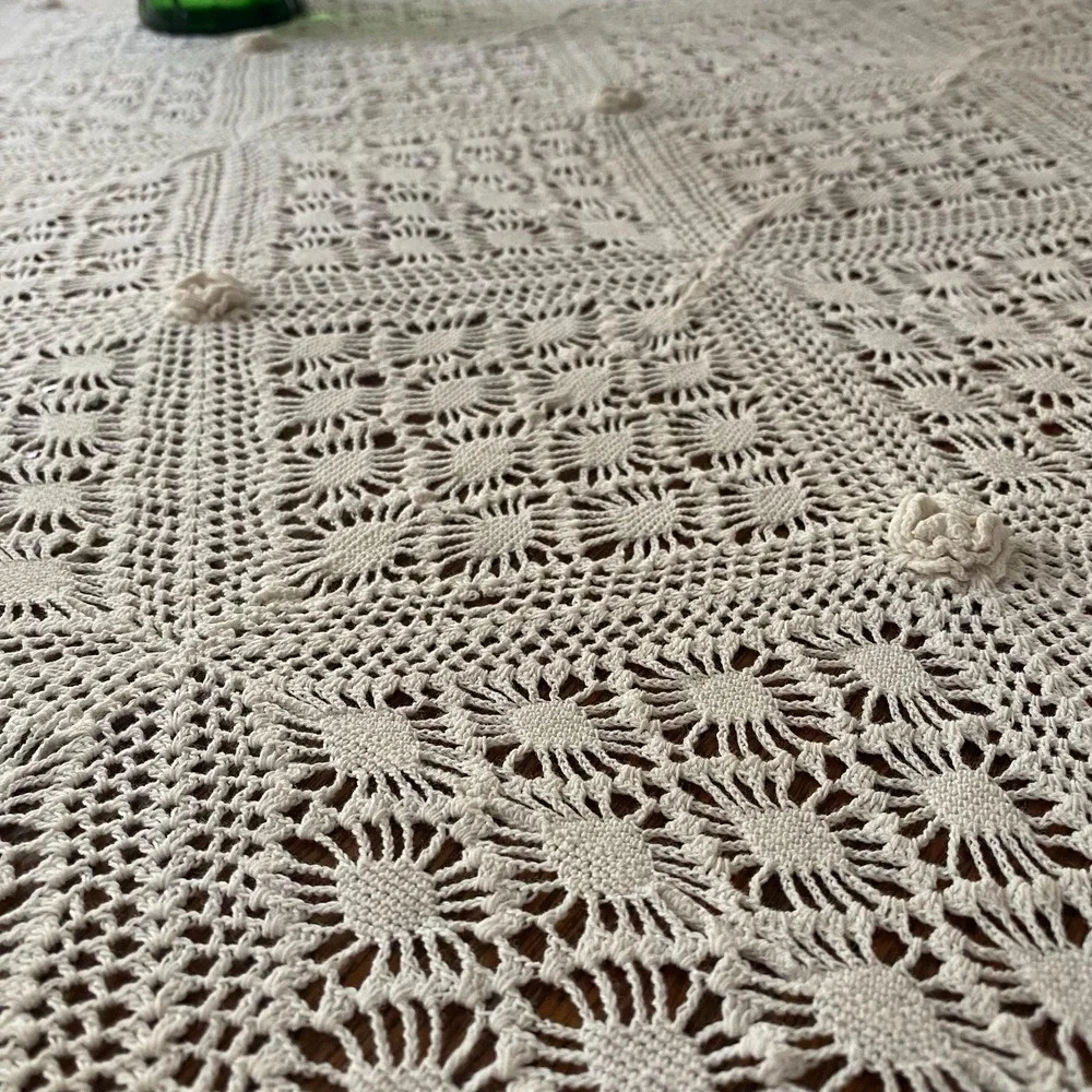 Vintage Handmade Crochet Tablecloth White Floral 3D Camelia Cottage Provence